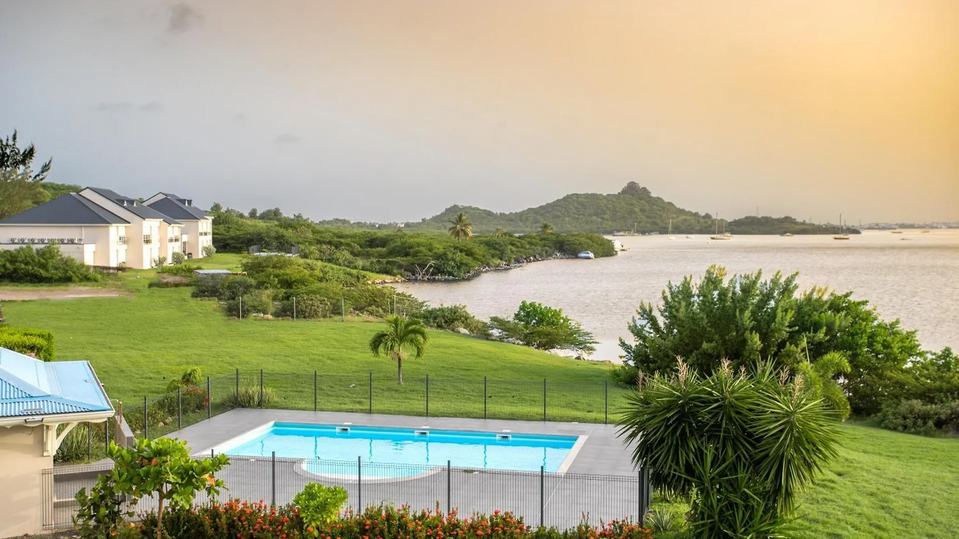 Lejlighed Exceptionnel ! Appartement 2 Chambres Vue Sur Le Lagon Baie de Marigot