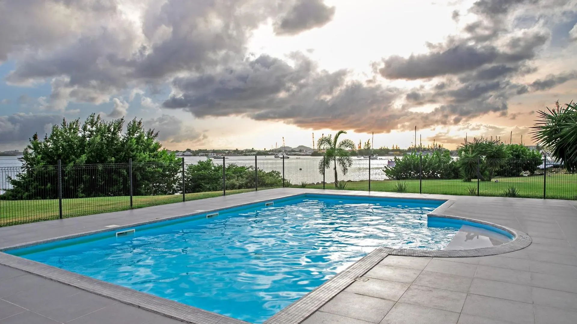 Exceptionnel ! Appartement 2 Chambres Vue Sur Le Lagon Baie de Marigot 0*,
